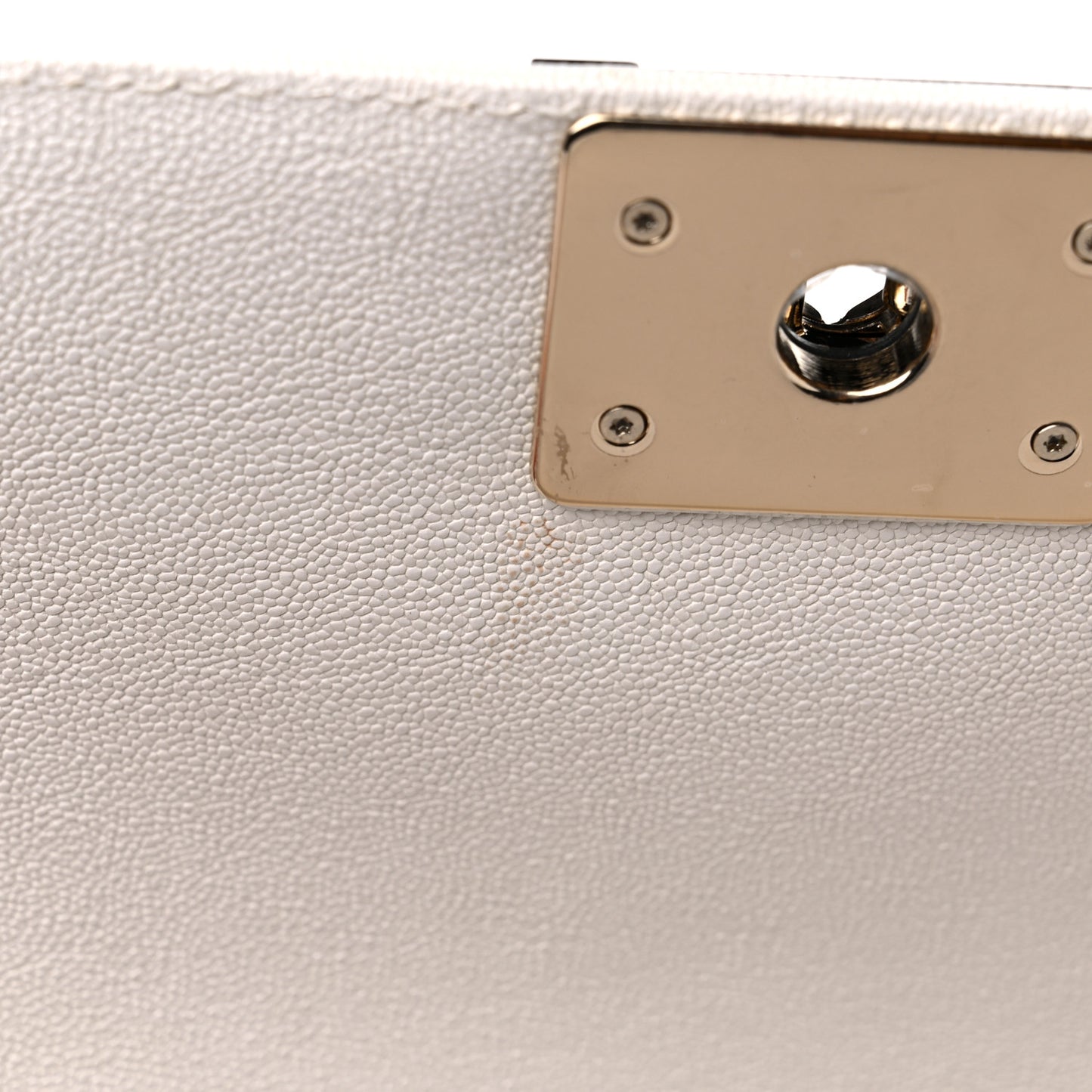Caviar Quilted Medium Boy Flap Ivory