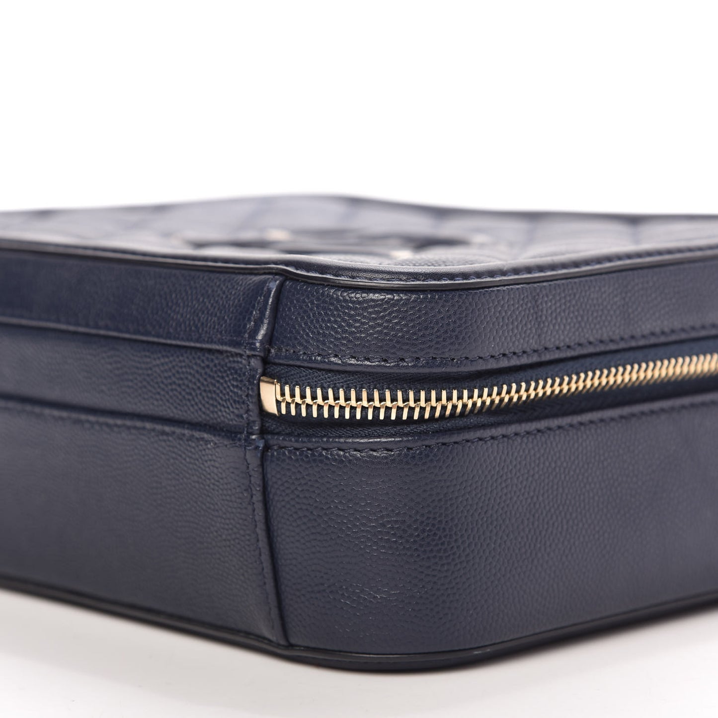 Caviar Quilted Medium CC Filigree Vanity Case Navy