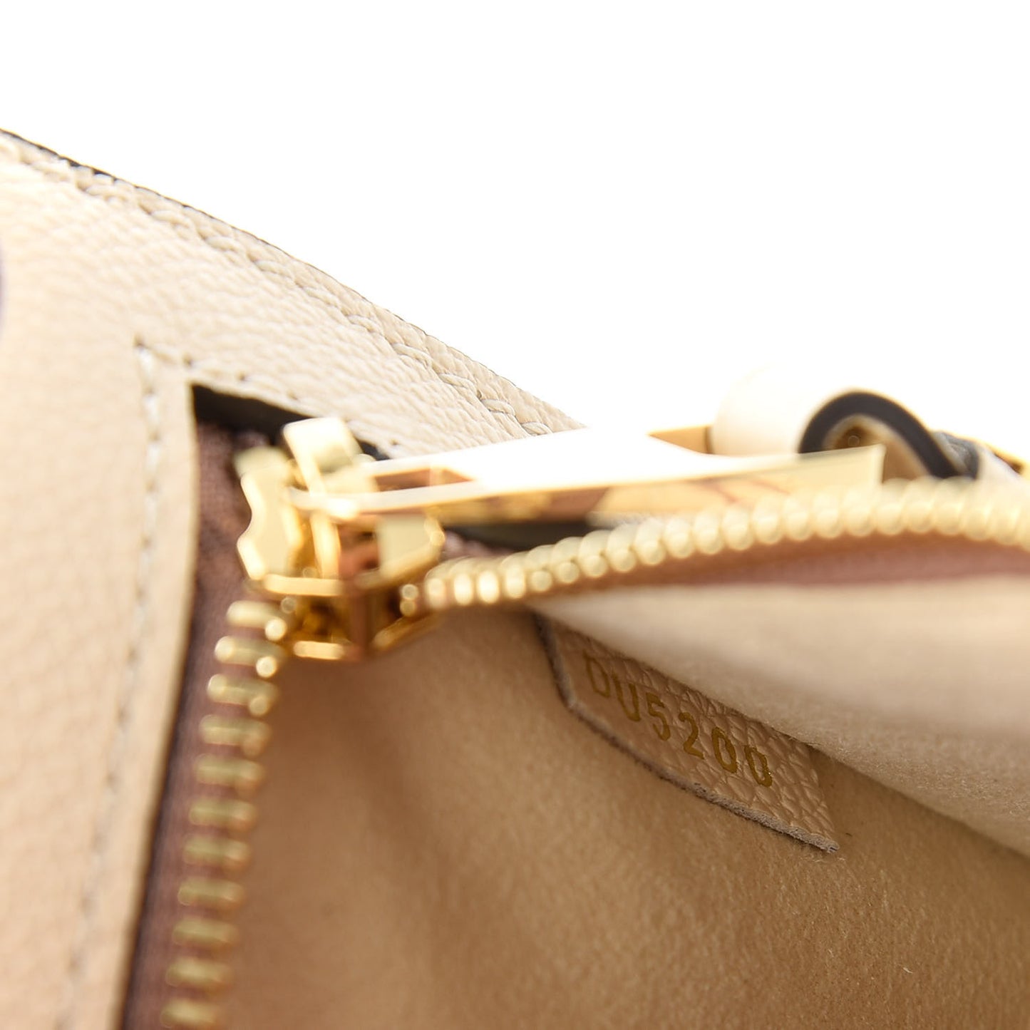 Empreinte Monogram Giant Pochette Metis Creme Bois De Rose
