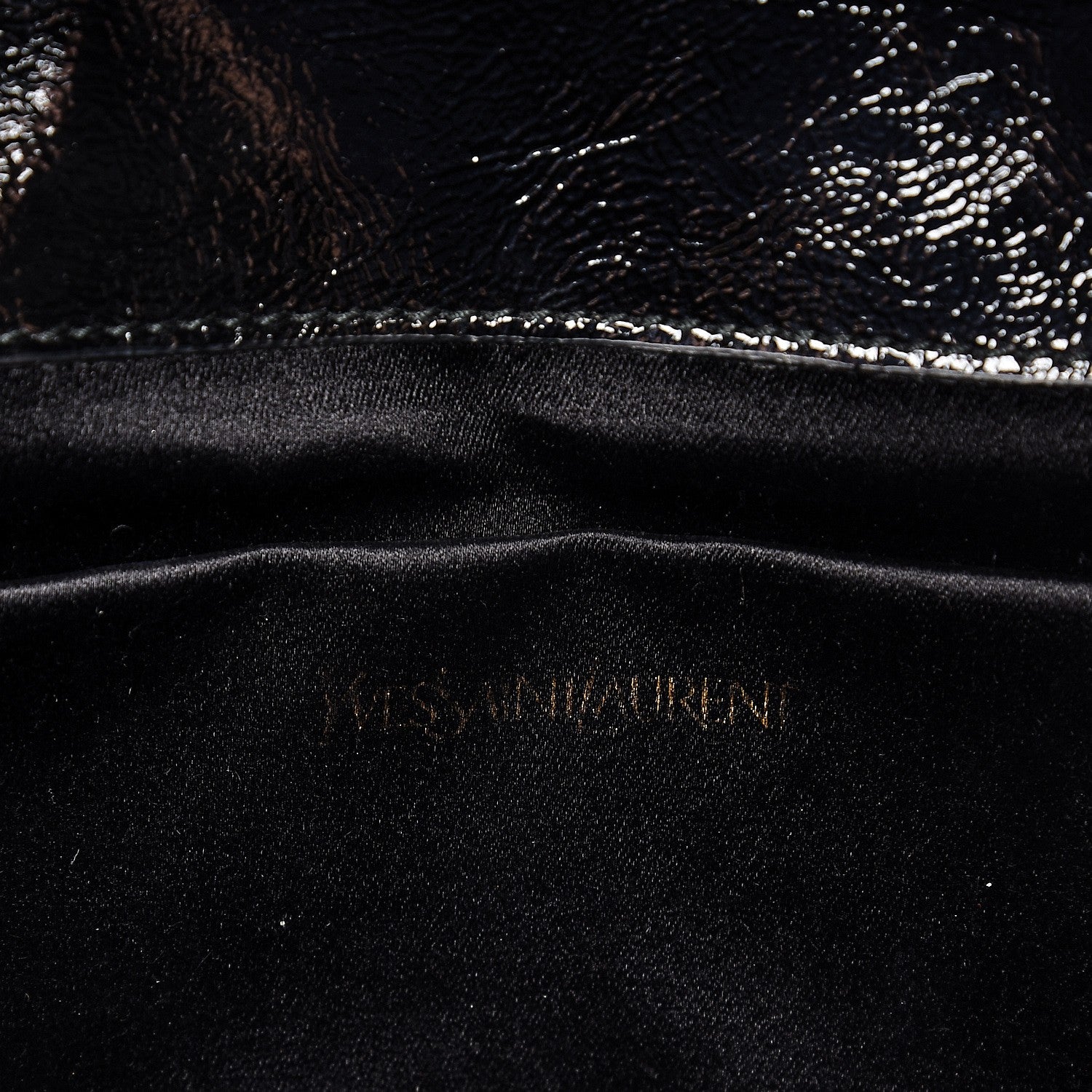 Saint Laurent Textured Patent Monogram Large Belle De Jour Clutch Black 6 of 6