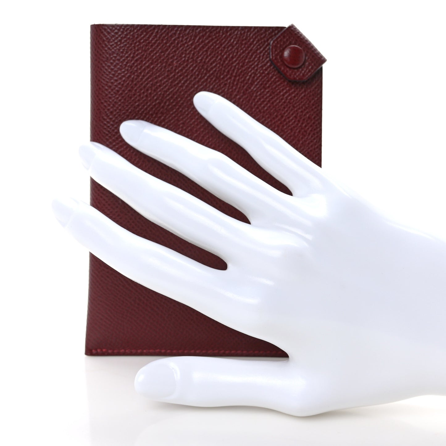 Epsom Tarmac PM Passport Holder Rouge H