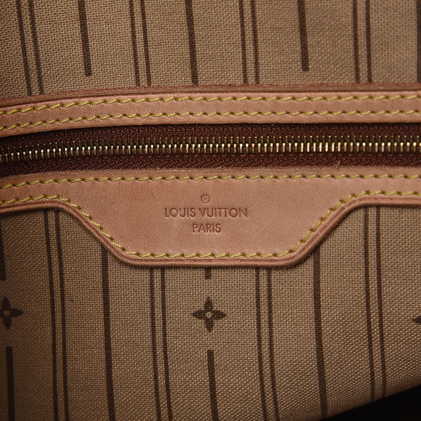 Monogram Delightful GM