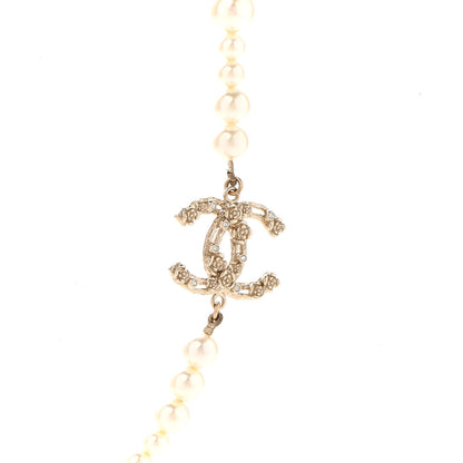 Chanel Pearl Crystal CC Camellia Short Necklace Gold 4 of 8
