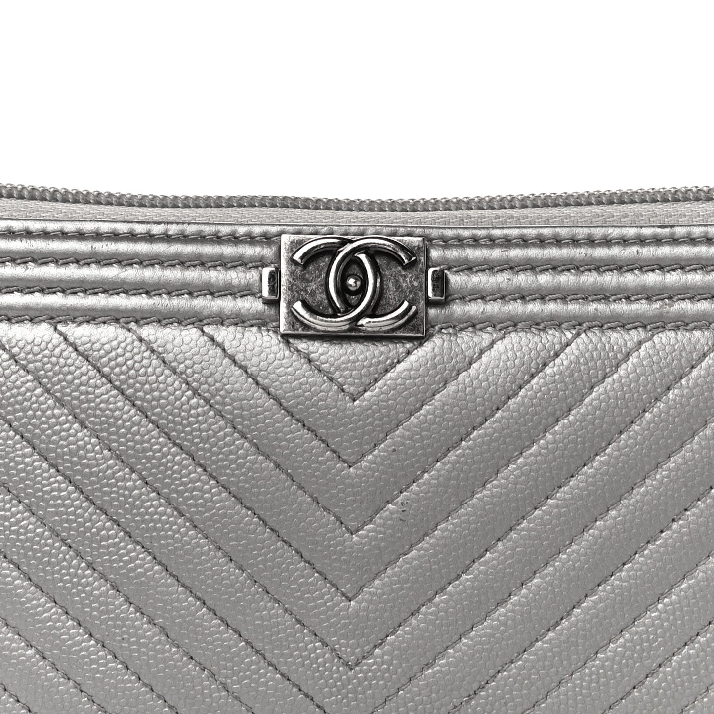 Metallic Caviar Chevron Quilted Boy Small Zip Around Wallet Silver