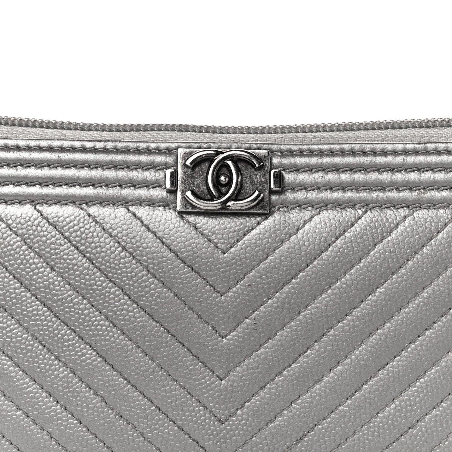Chanel Metallic Caviar Chevron Quilted Boy Small Zip Around Wallet Silver 9 of 17