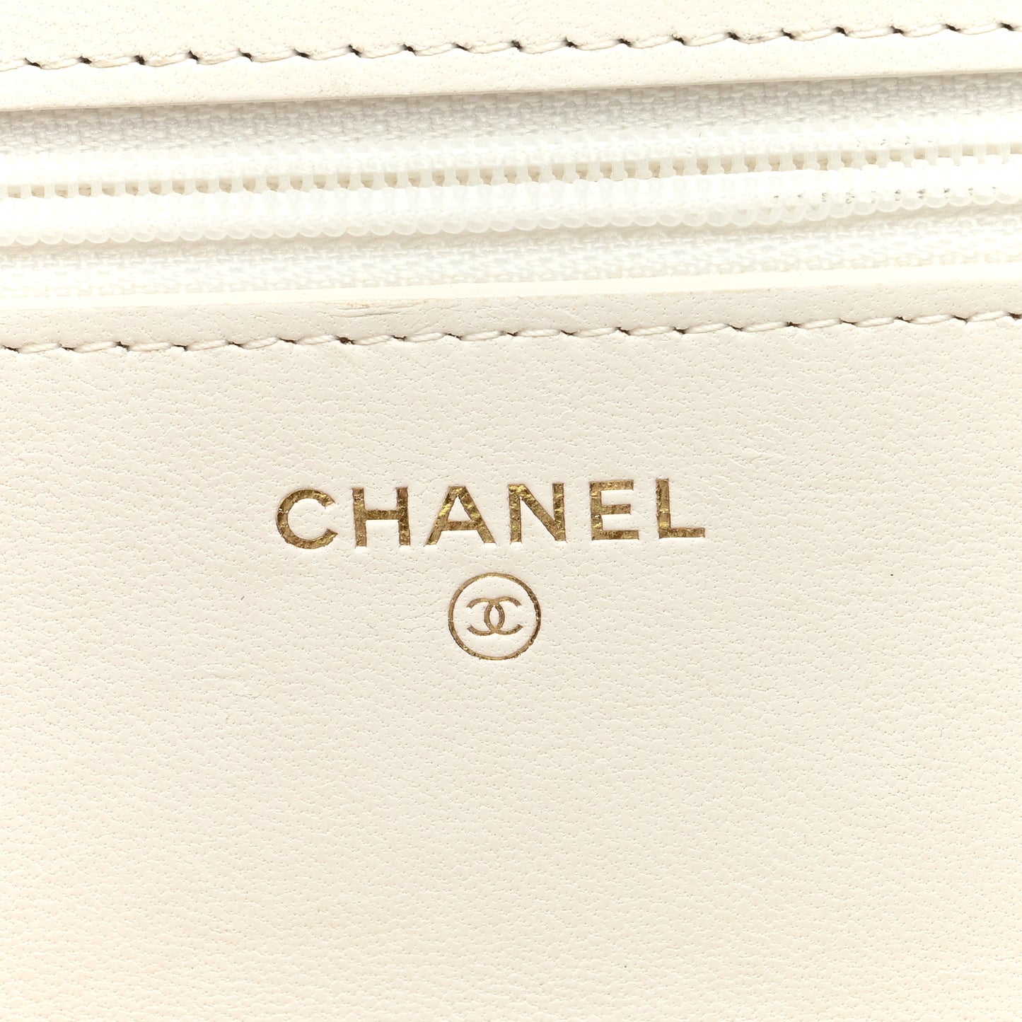 Lambskin Quilted Chanel 19 Wallet On Chain WOC White