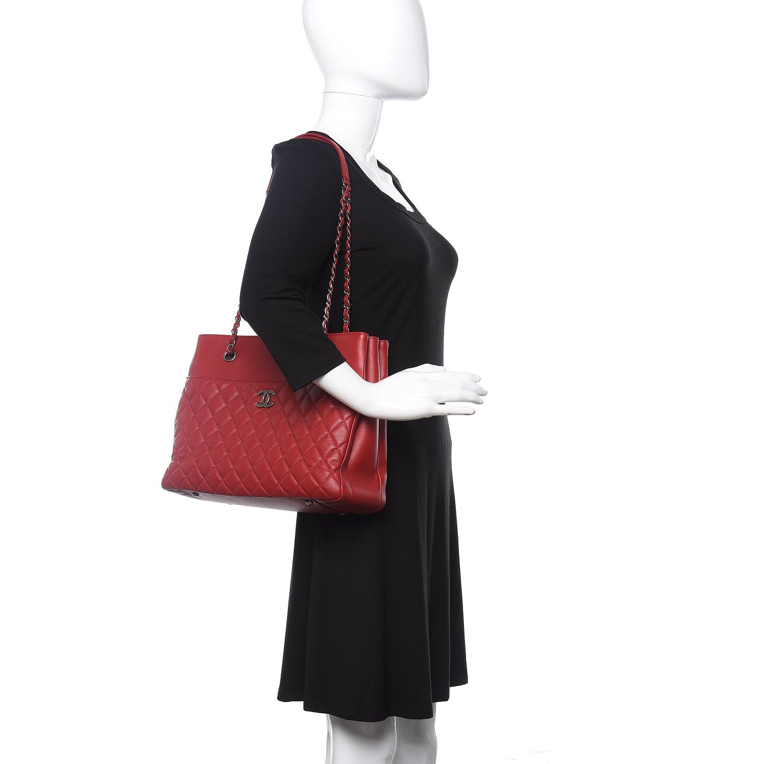 Chanel Caviar Quilted Large Zipped Shopping Tote Red 2 of 14