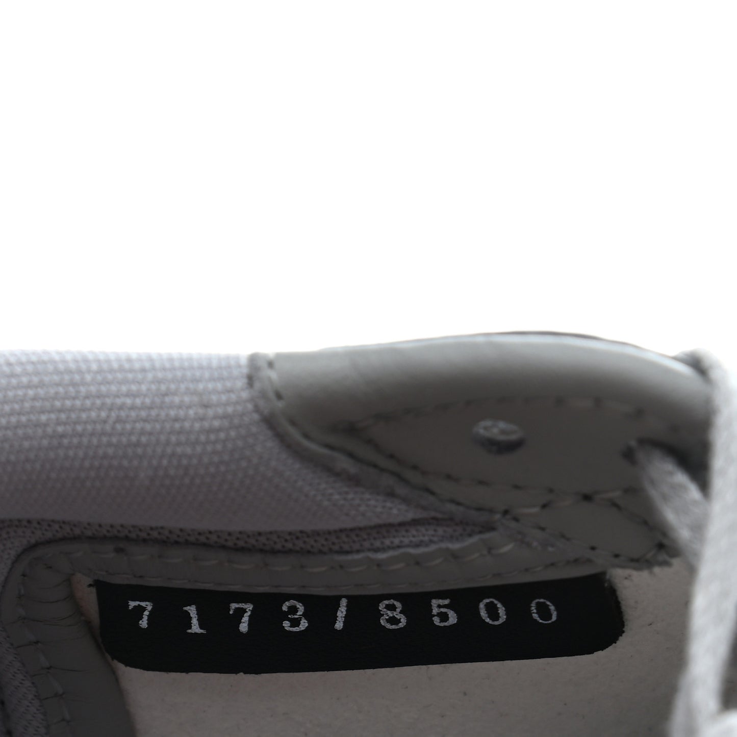 X Nike Air Jordan Calfskin Mens Oblique Low Sneakers 38.5 Beige White