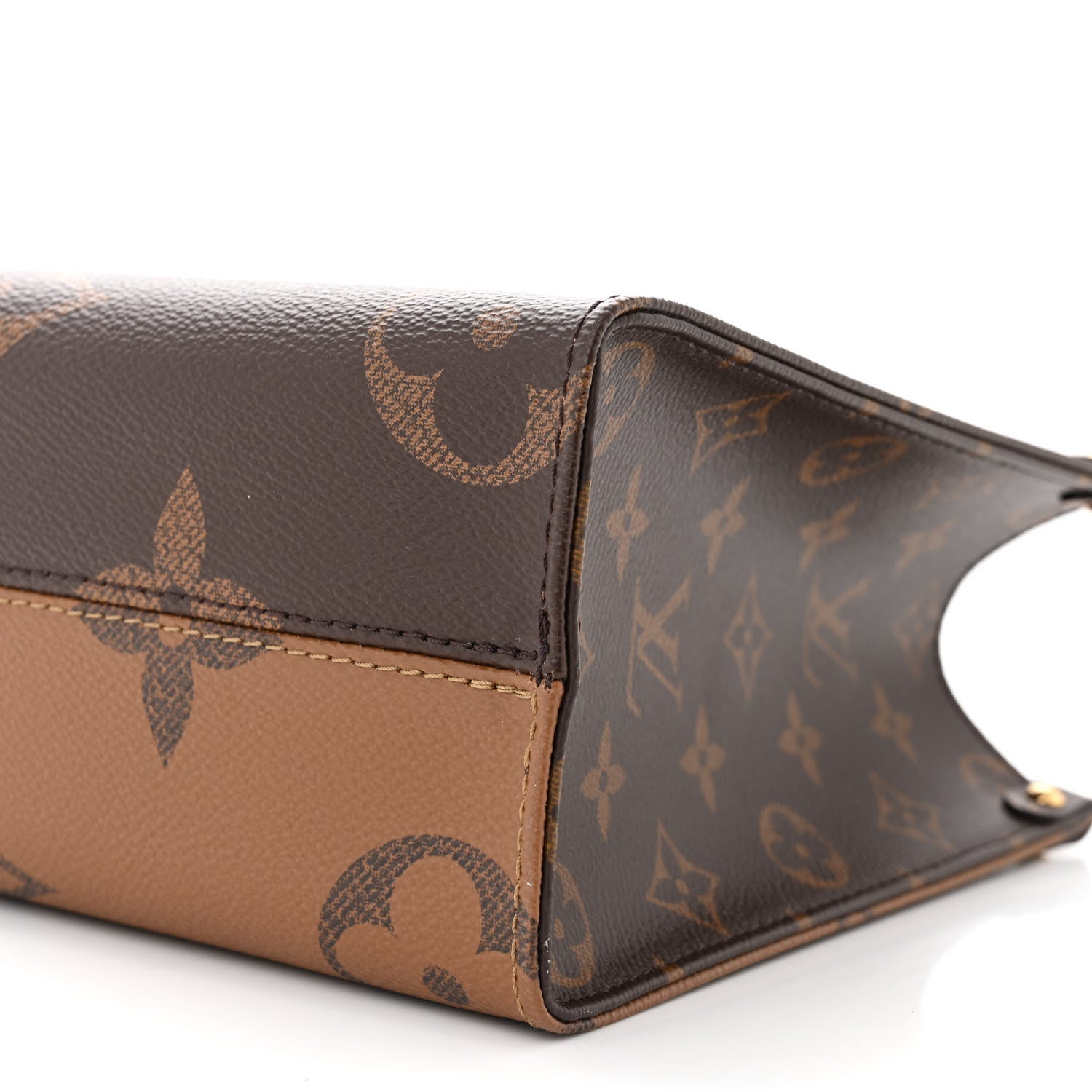 Louis Vuitton Reverse Monogram Giant Onthego PM 9 of 9
