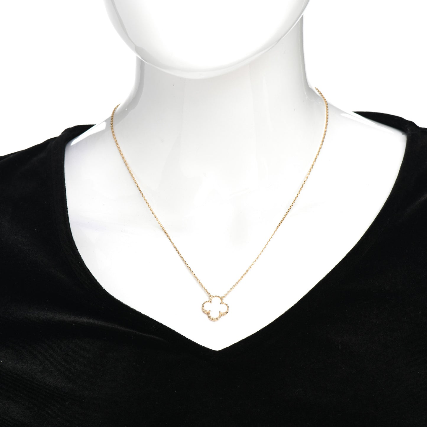 18K Yellow Gold Mother of Pearl Vintage Alhambra Pendant Necklace