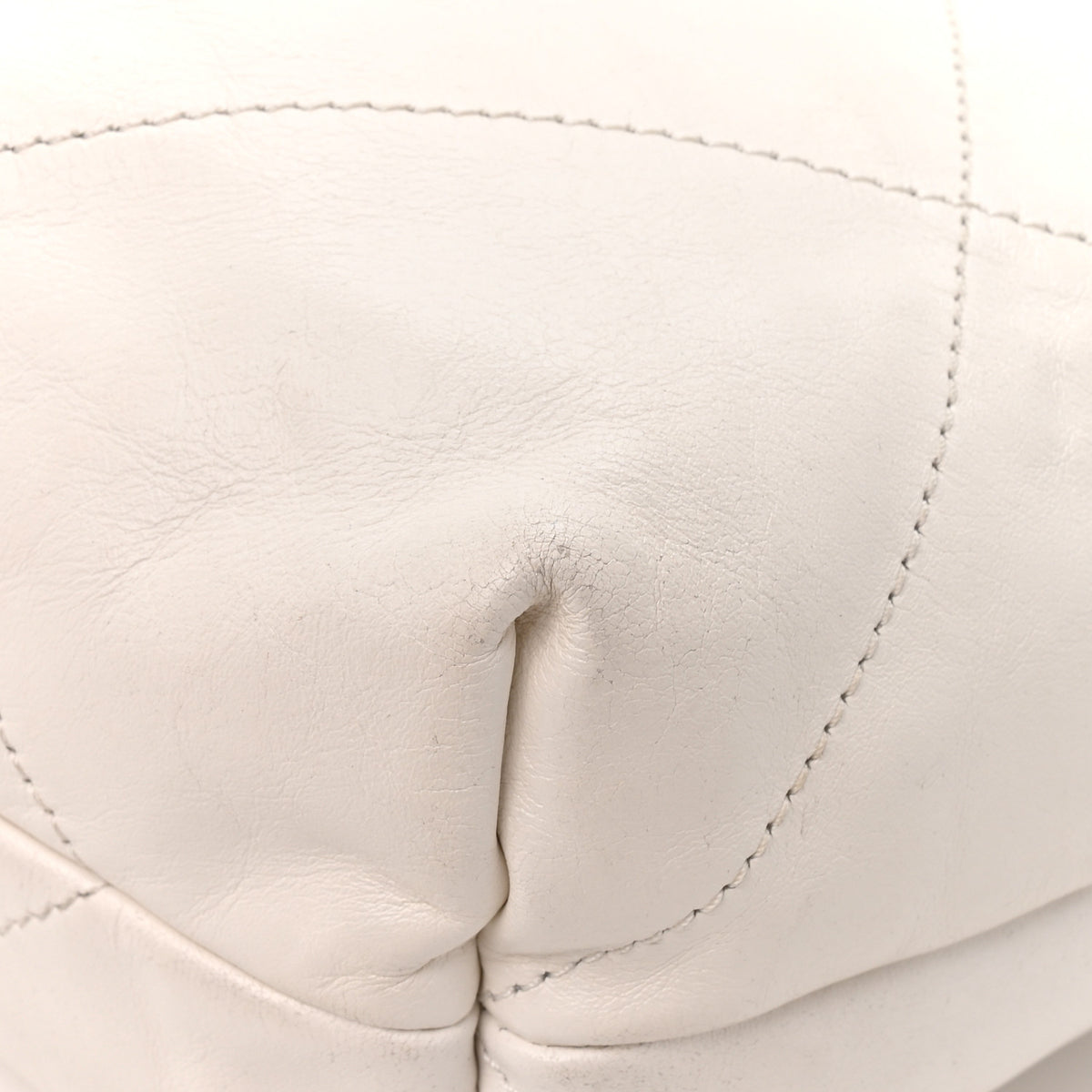 Shiny Calfskin Quilted Small Chanel 22 White