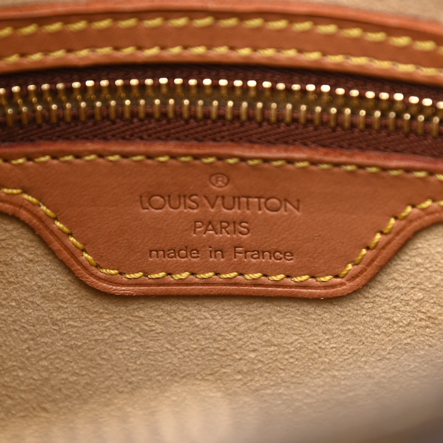 Louis Vuitton Monogram Looping GM 6 of 11