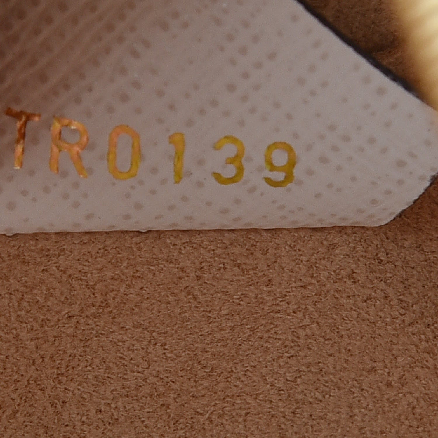Louis Vuitton Monogram Giant Beach Pouch Kaki 6 of 9
