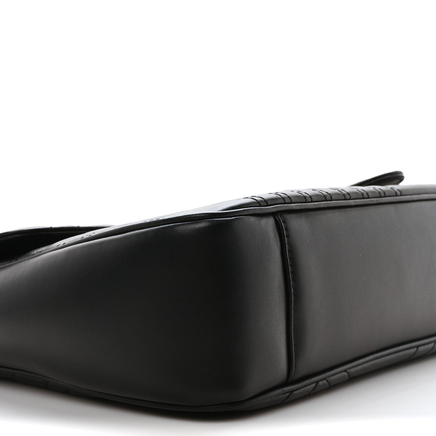 Calfskin Matelasse Large Horizontal GG Marmont Shoulder Bag Black