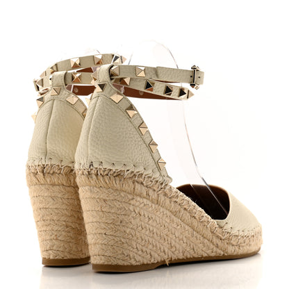 Valentino Garavani Grained Calfskin Rockstud Ankle Wrap Espadrille 15/85mm Wedges 39 Light Ivory 4 of 9