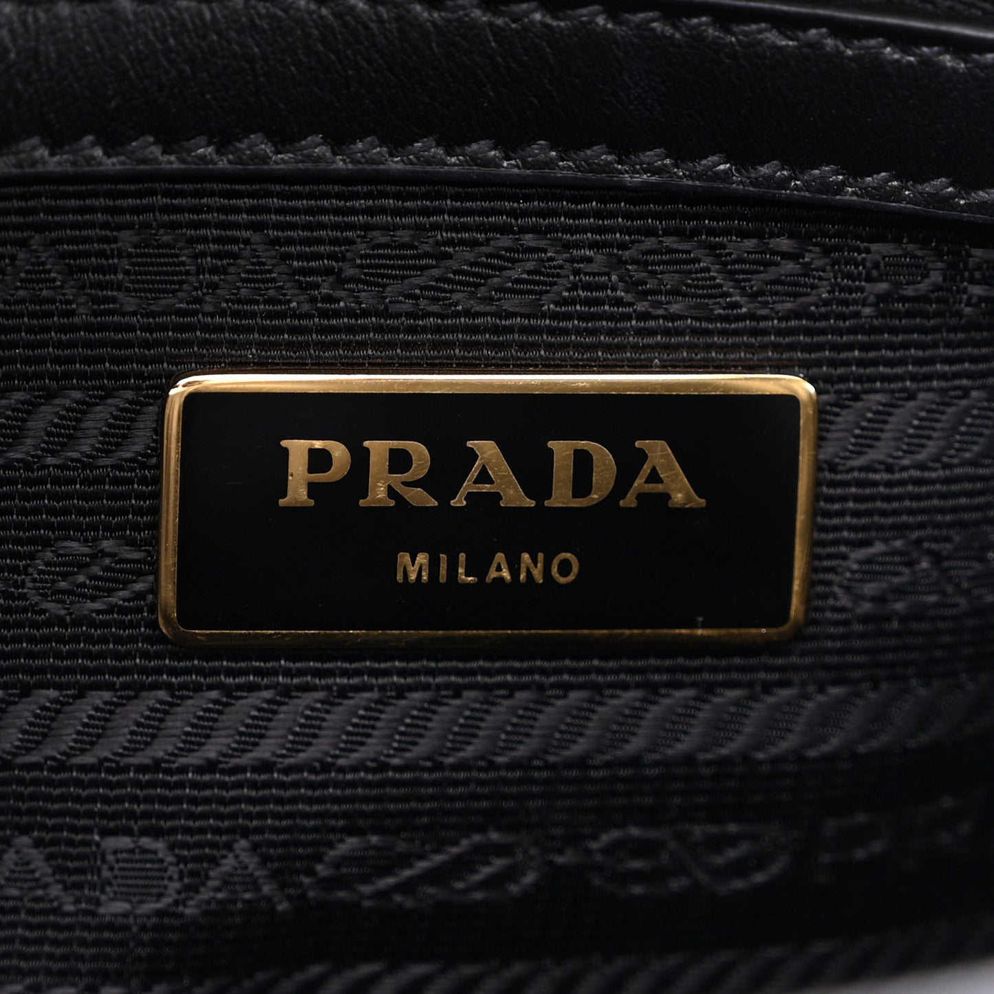Saffiano Soft Calfskin Zippered Tote Black