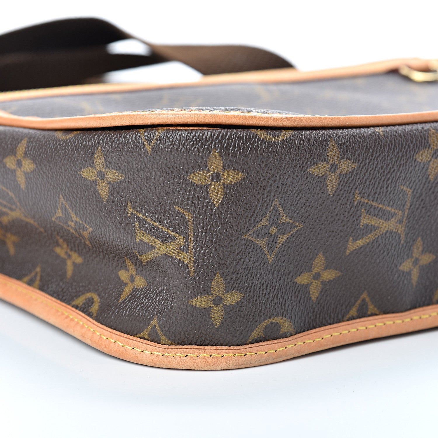 Louis Vuitton Monogram Bosphore PM Messenger 8 of 13