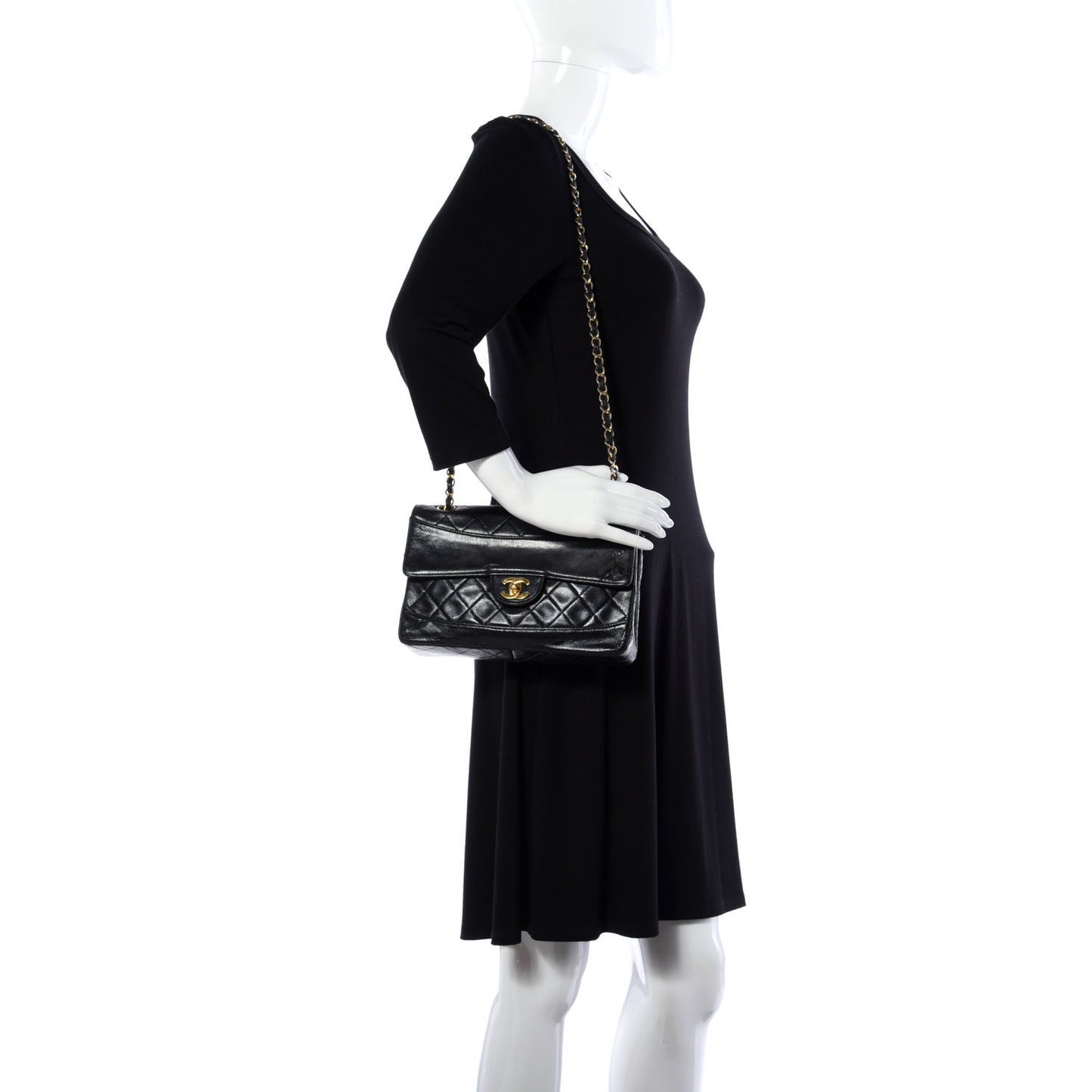 Lambskin Quilted Medium Single Flap Black