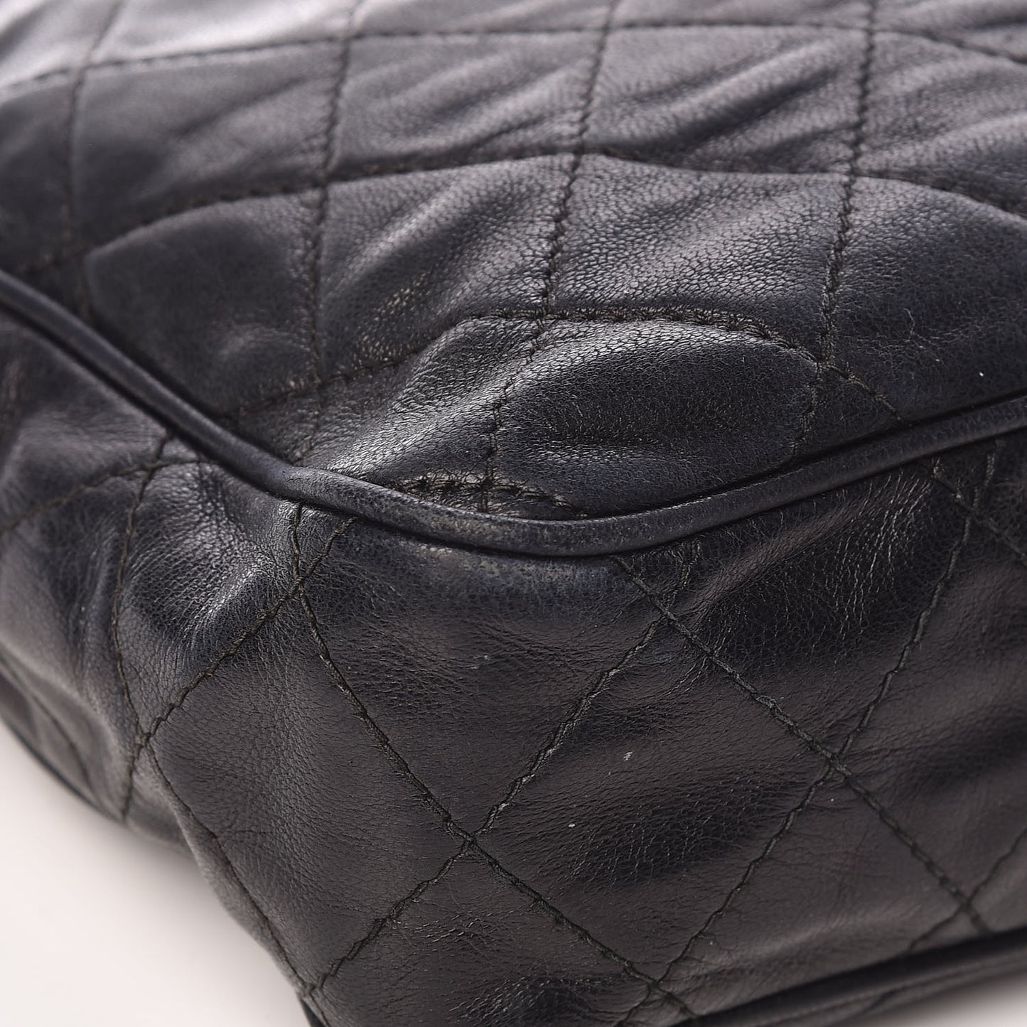 Lambskin Quilted Tassel Camera Case Pouch Black