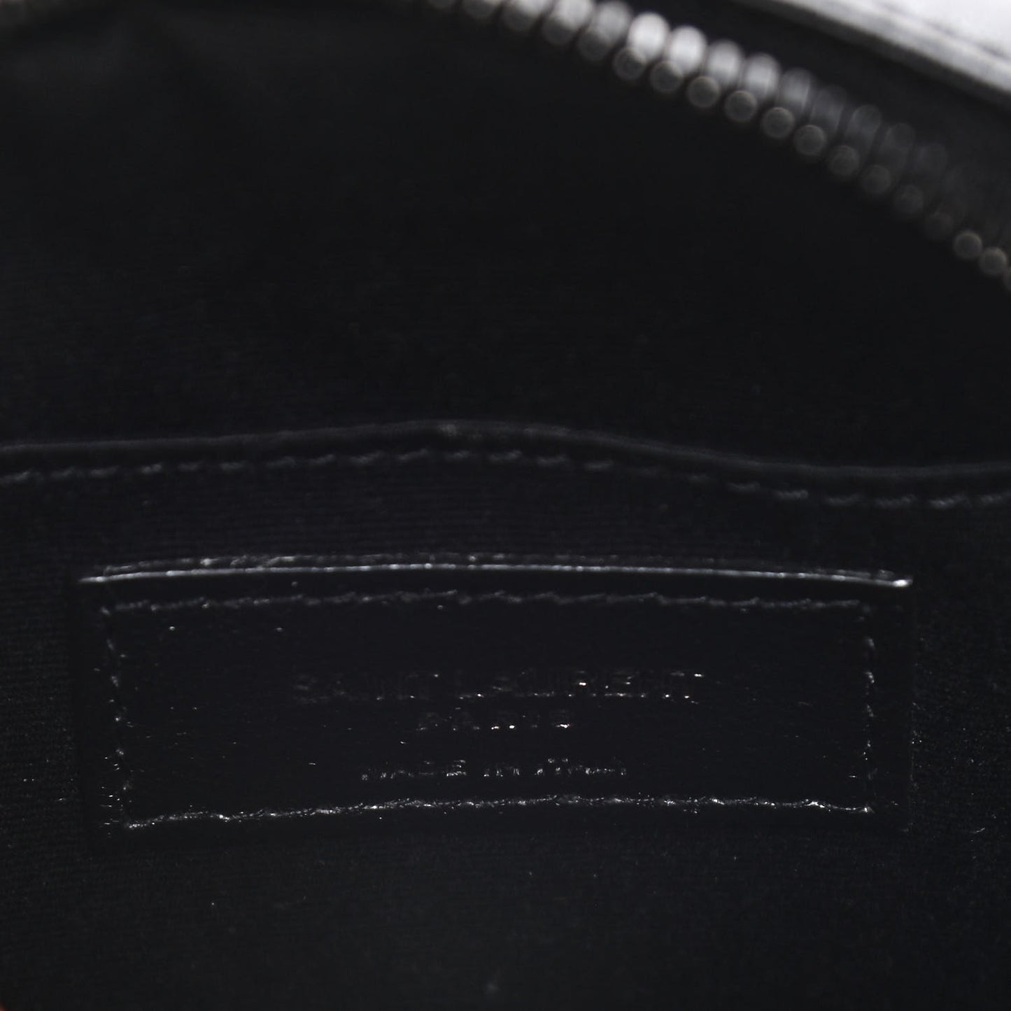 Calfskin Matelasse Chevron Round Vinyle Camera Bag Black