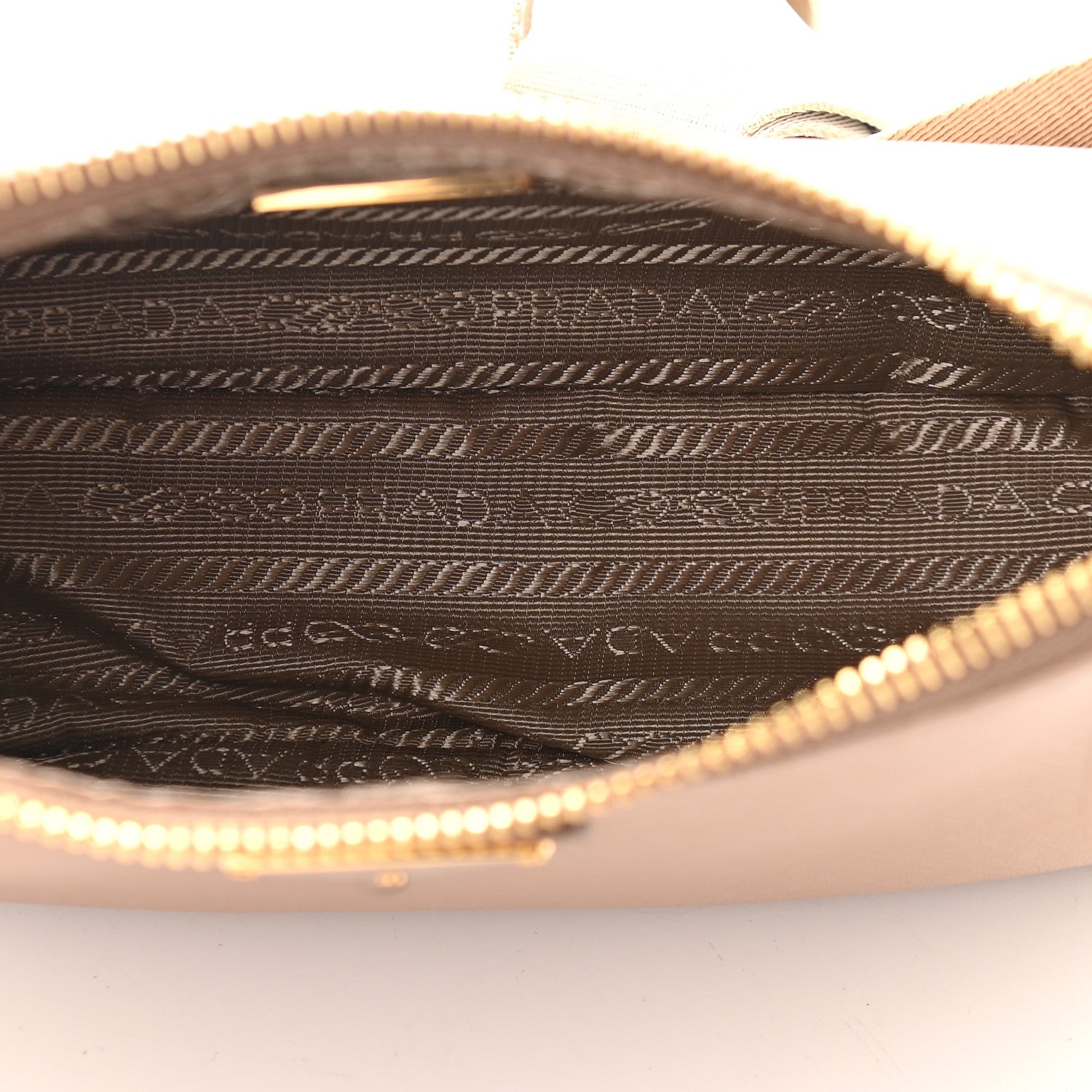 Prada Saffiano Re-Edition 2005 Shoulder Bag Cammeo Beige 4 of 7