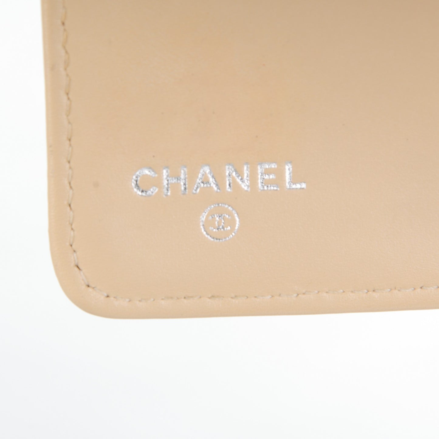 Caviar Quilted Yen Wallet Light Beige