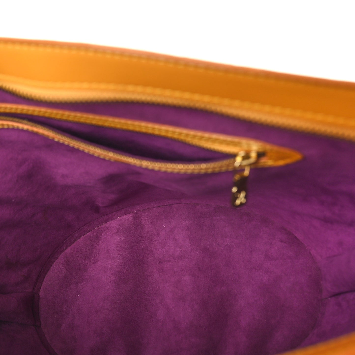 Epi Saint Jacques PM Long Straps Tassil