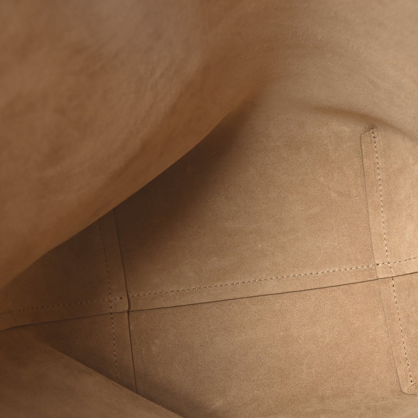 Nubuck Medium N/S Park Tote Croissant