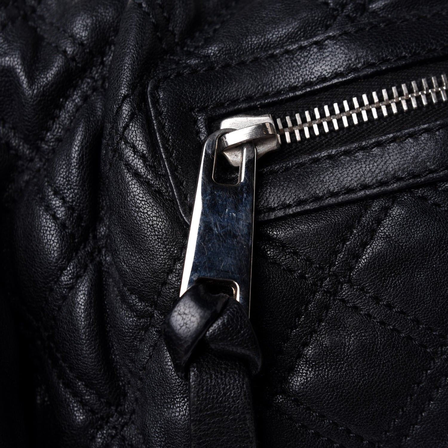 Marc Jacobs Calfskin Quilted Stam Black 13 of 17