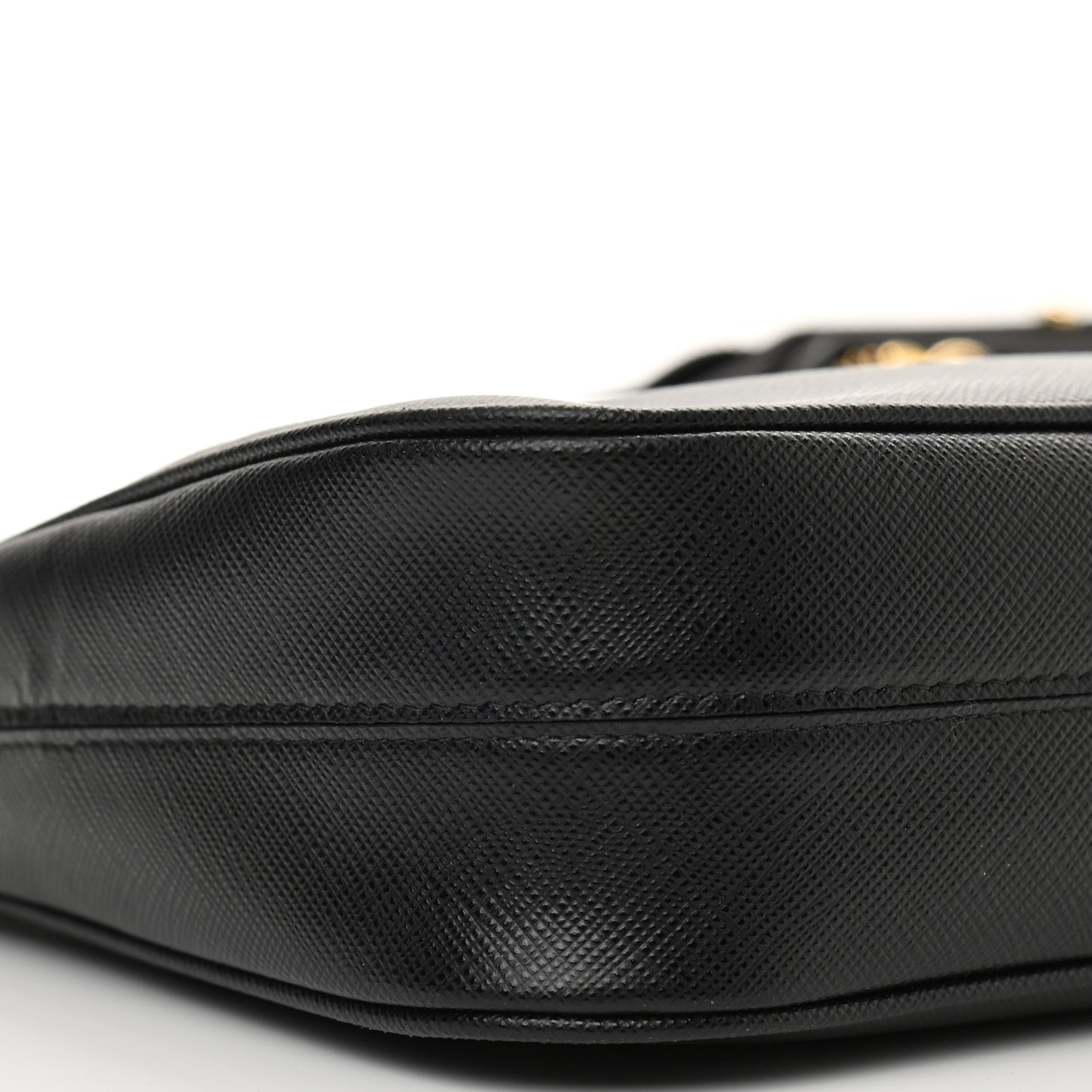 Saffiano Lux Re-Edition 2005 Shoulder Bag Black
