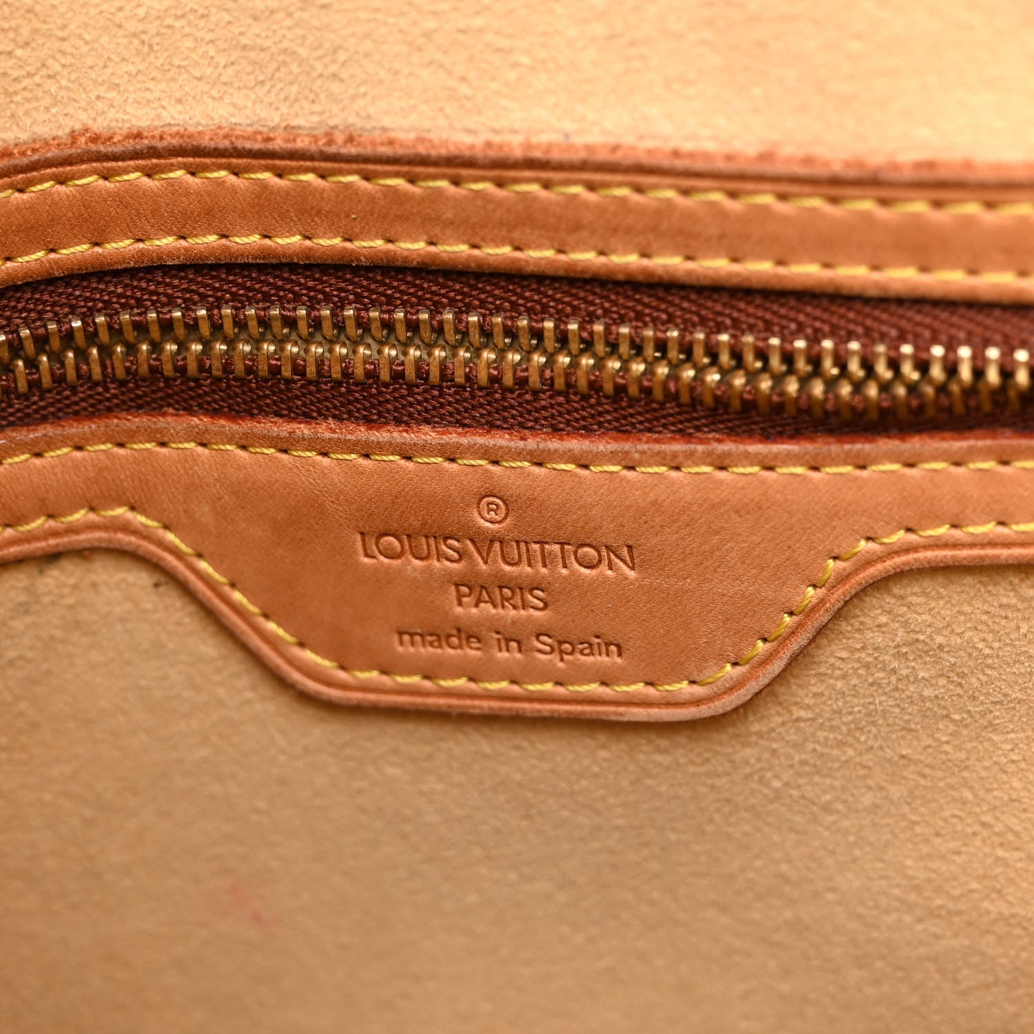 Louis Vuitton Monogram Looping GM 6 of 13