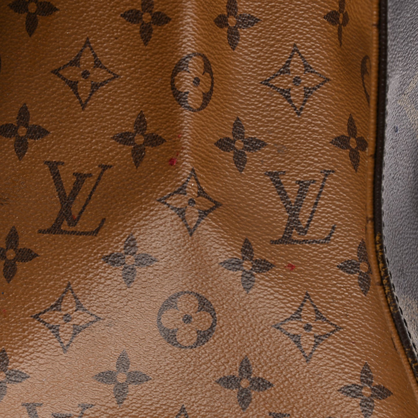 Reverse Monogram Giant Onthego GM