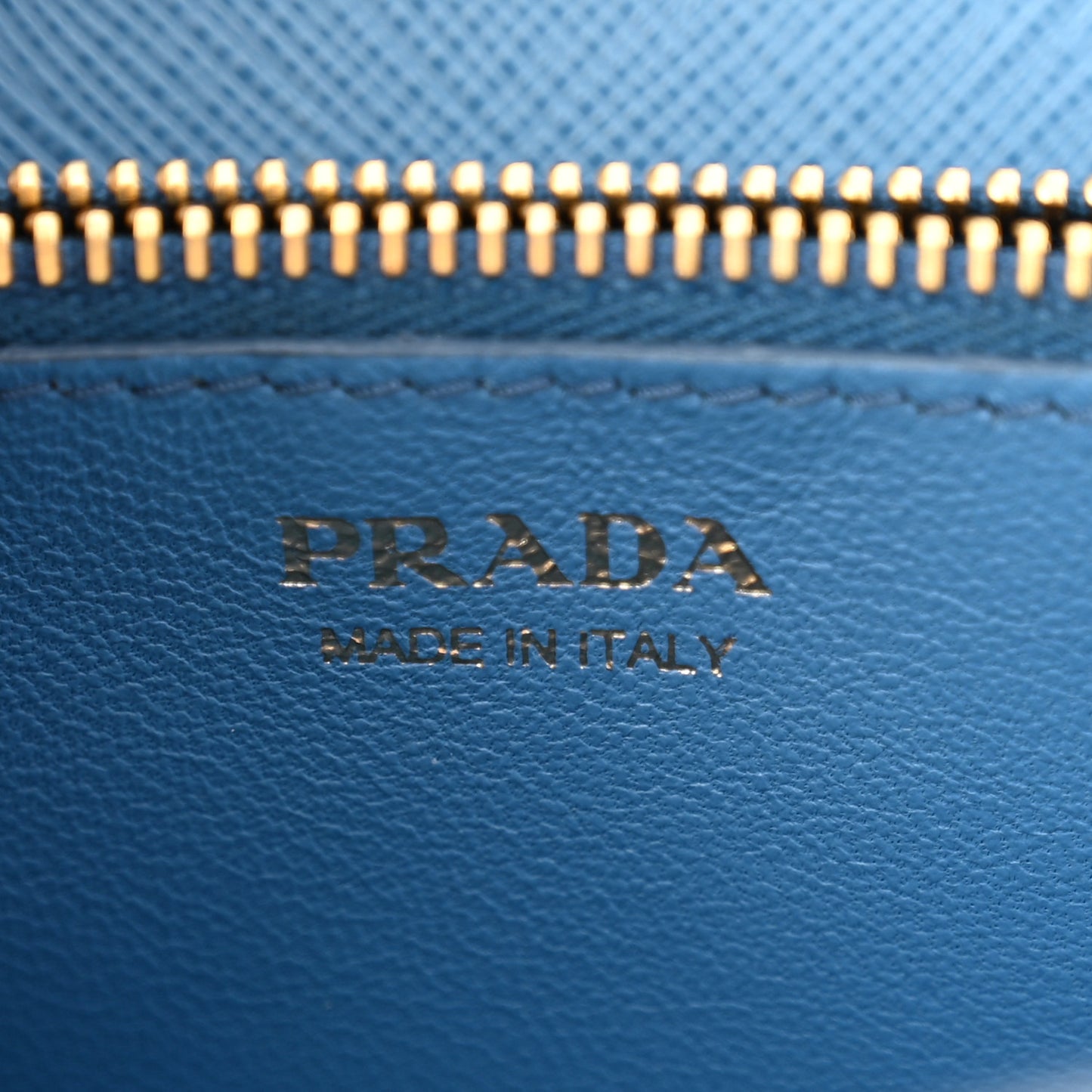Saffiano Lux Chain Wallet Mare