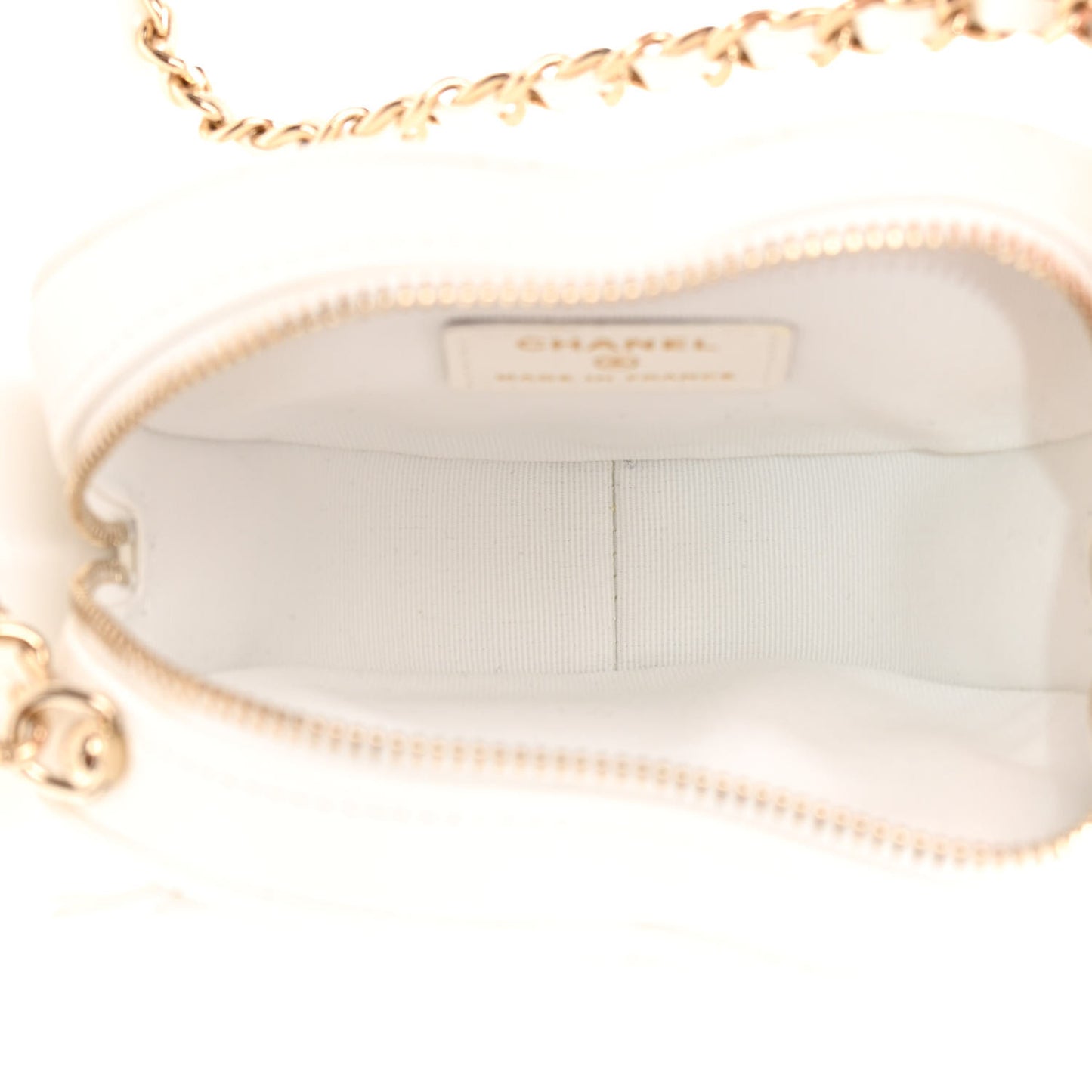 Lambskin Quilted CC In Love Heart Clutch With Chain White