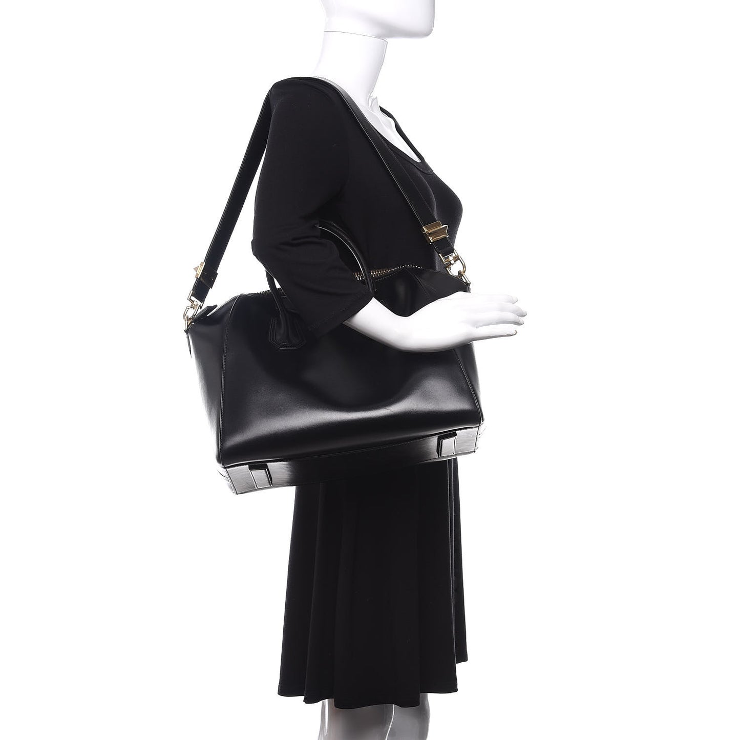 Shiny Lord Calfskin Medium Antigona Black