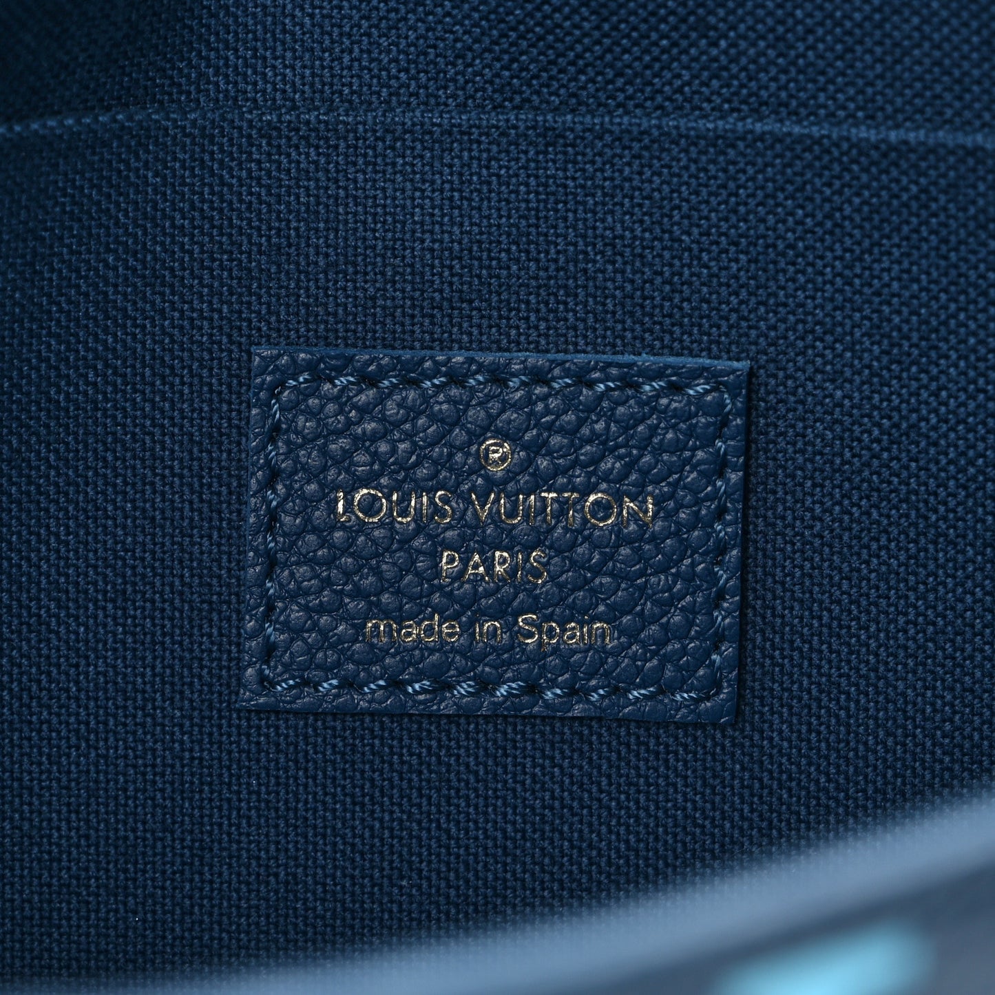 Empreinte Monogram Giant Felicie Pochette Chain Wallet Gradient Blue