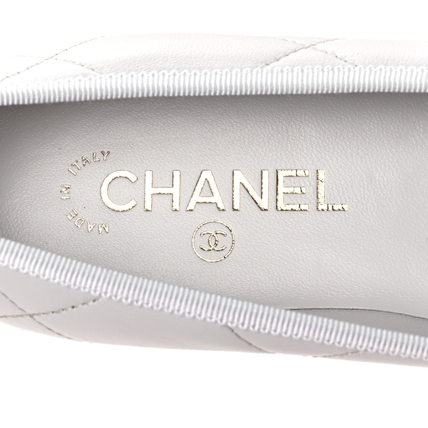 Lambskin Quilted CC Cambon Ballet Flats 38 White Black