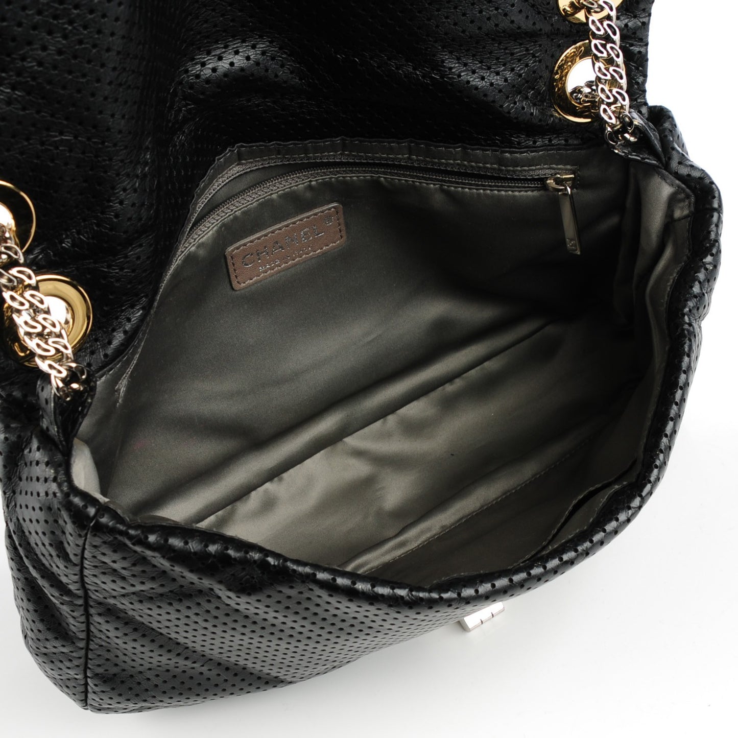 Calfskin Perforated Large Drill Flap Black