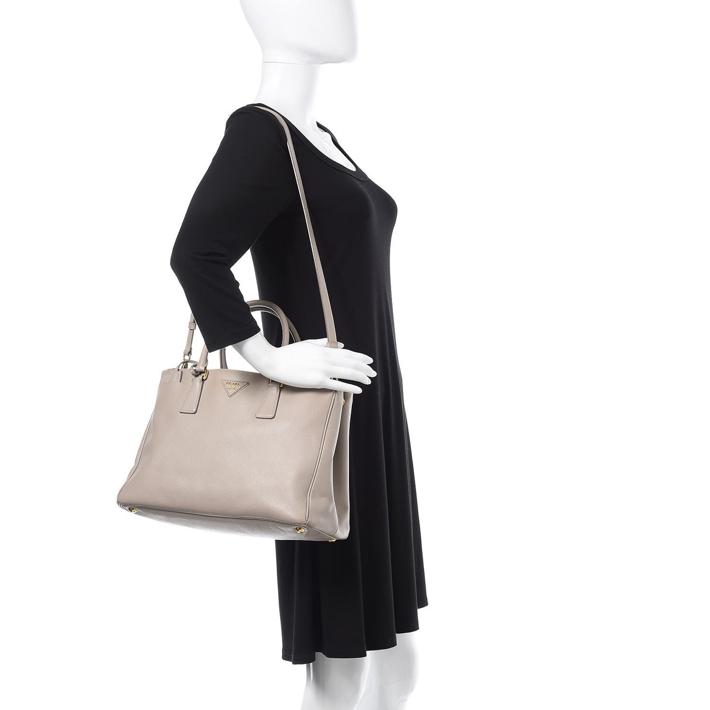 Saffiano Medium Galleria Double Zip Tote Argilla