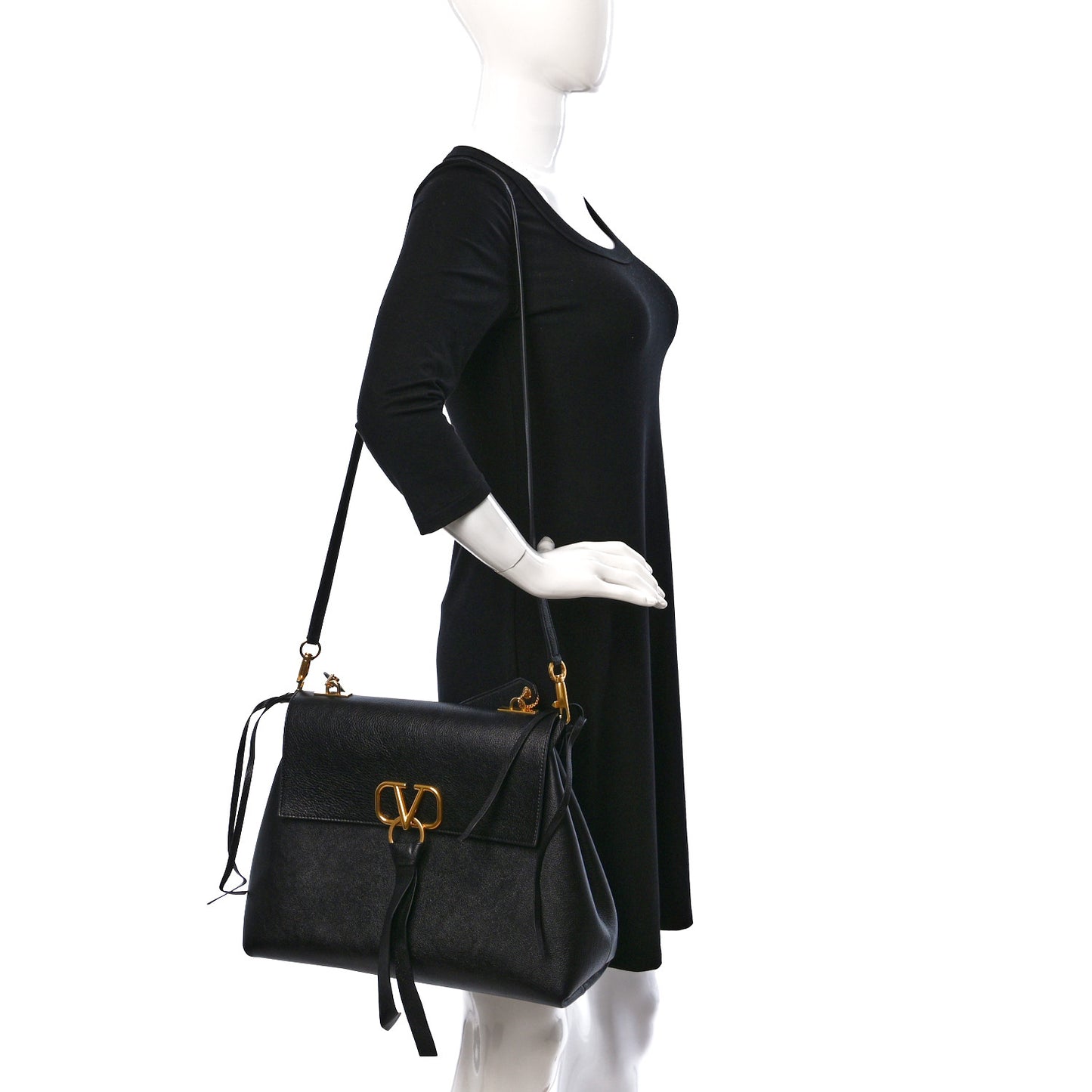 Pebbled Calfskin Large VRing Chain Shoulder Bag Black