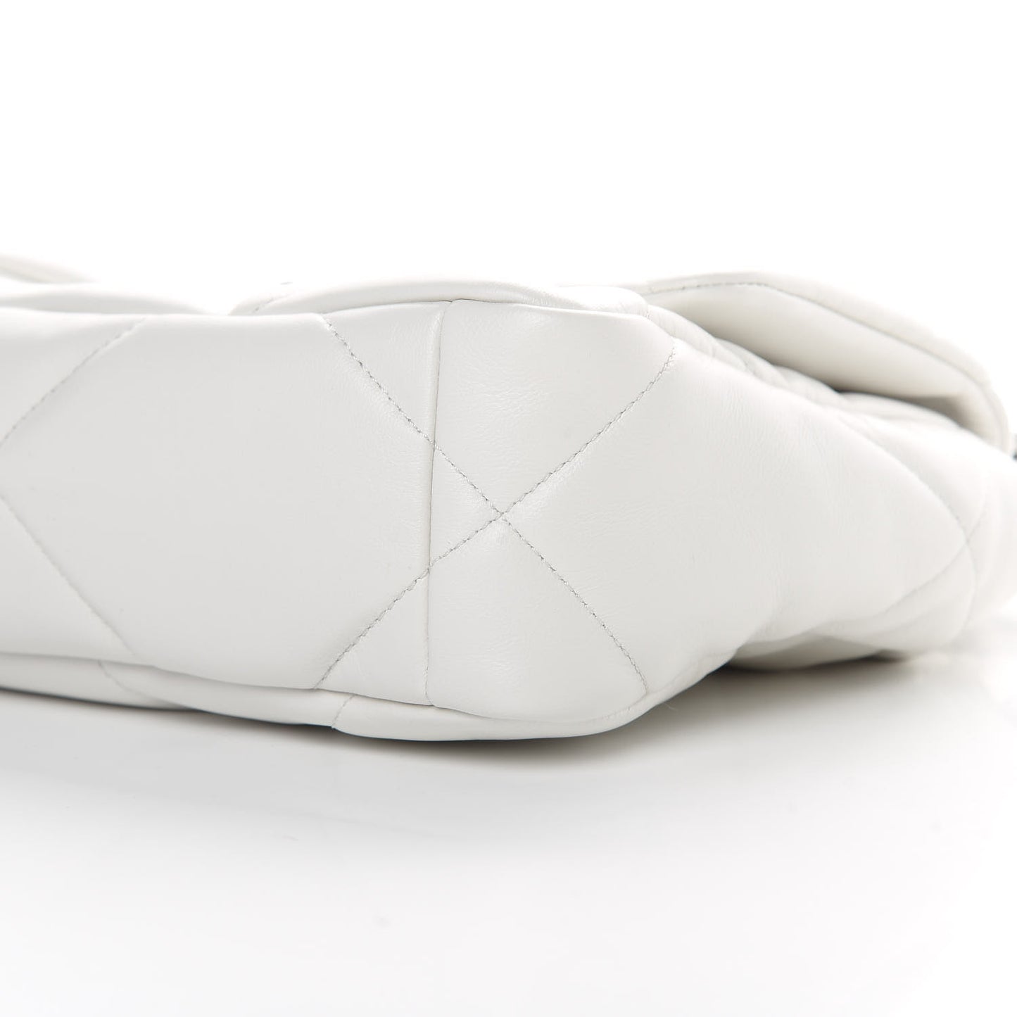 Goatskin Quilted Medium Chanel 19 Flap White