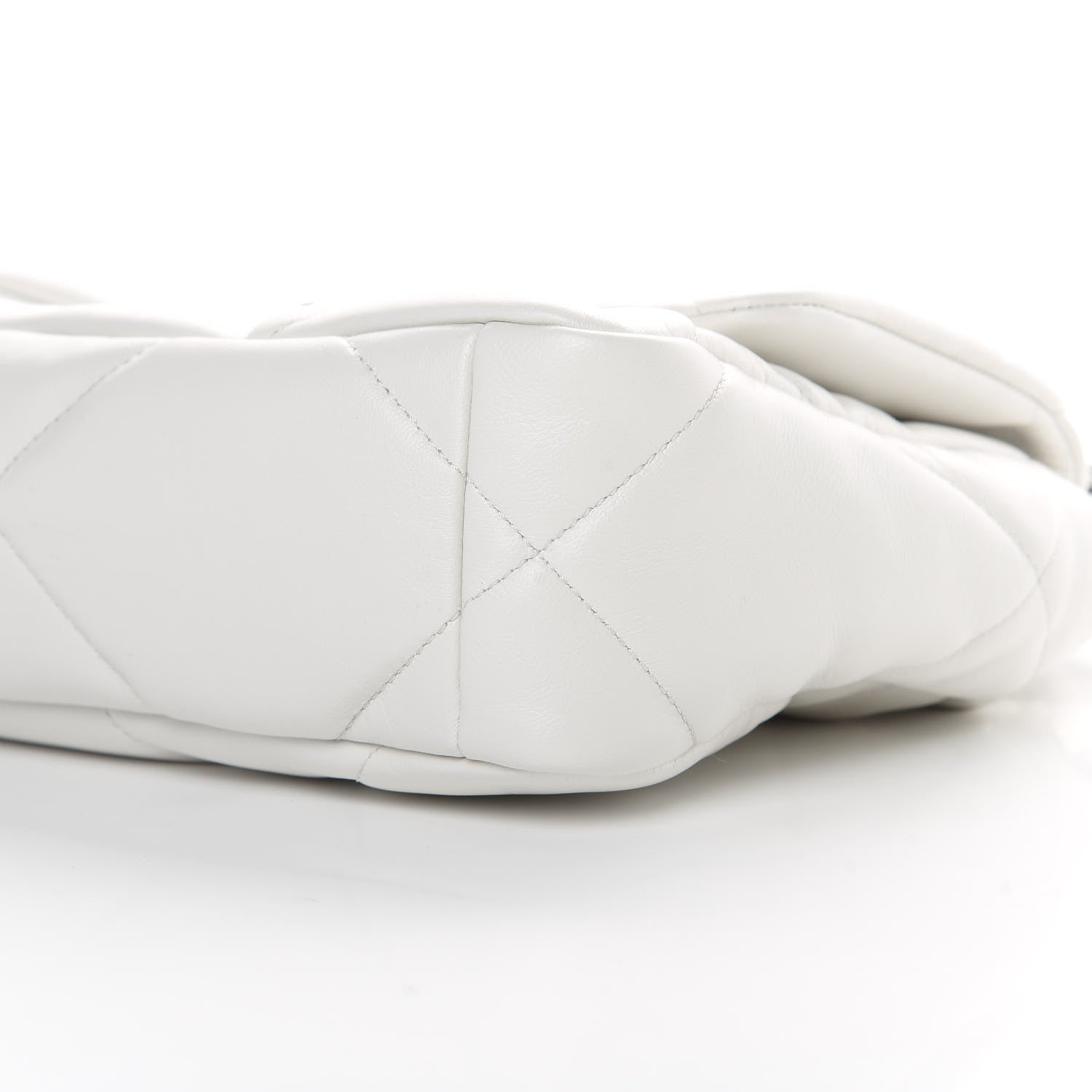 Chanel Goatskin Quilted Medium Chanel 19 Flap White 10 of 12