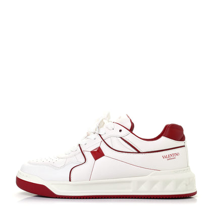 Valentino Garavani Nappa Mens One Stud Low Top Sneakers 41 White Valentino Red 1 of 11
