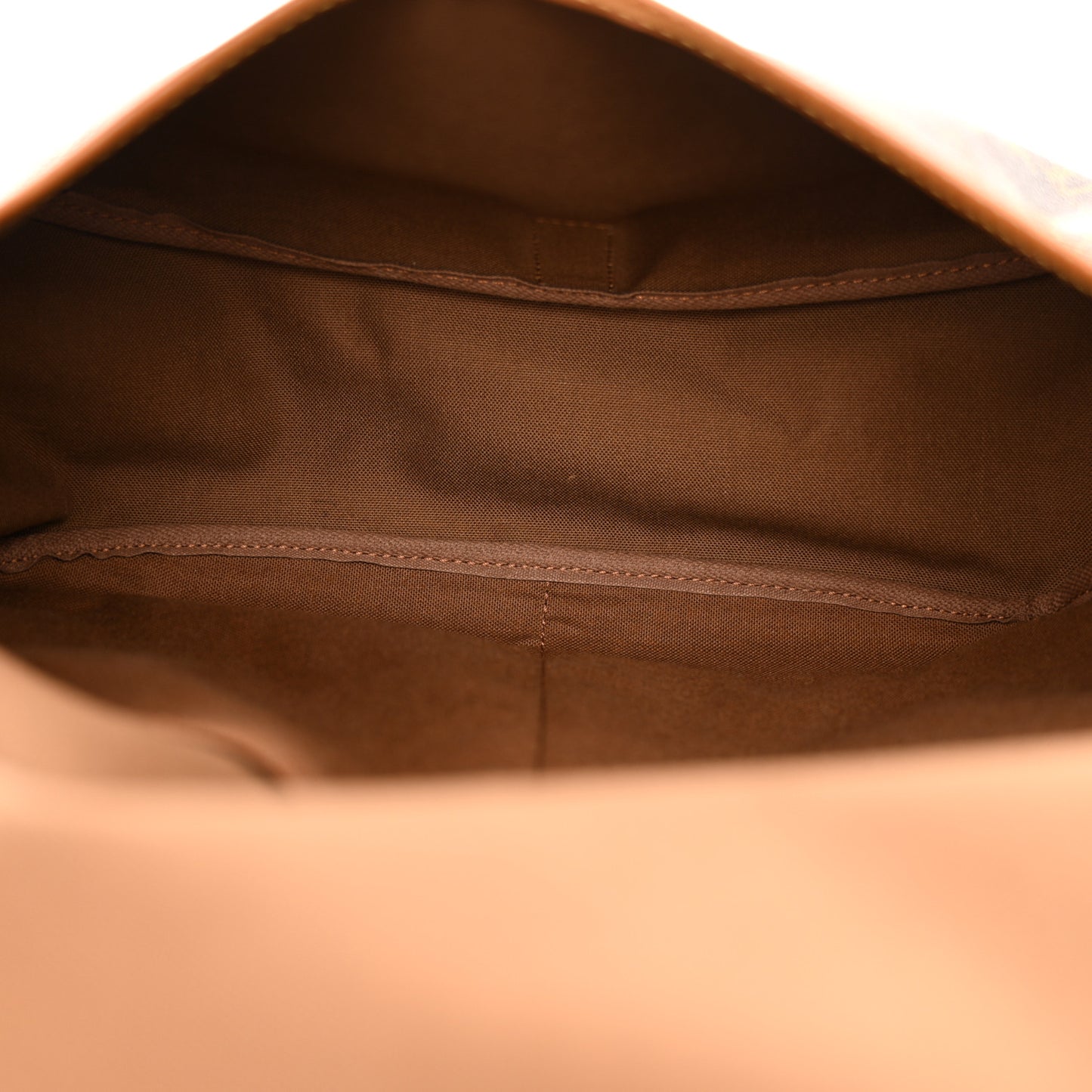 Monogram Saumur 35