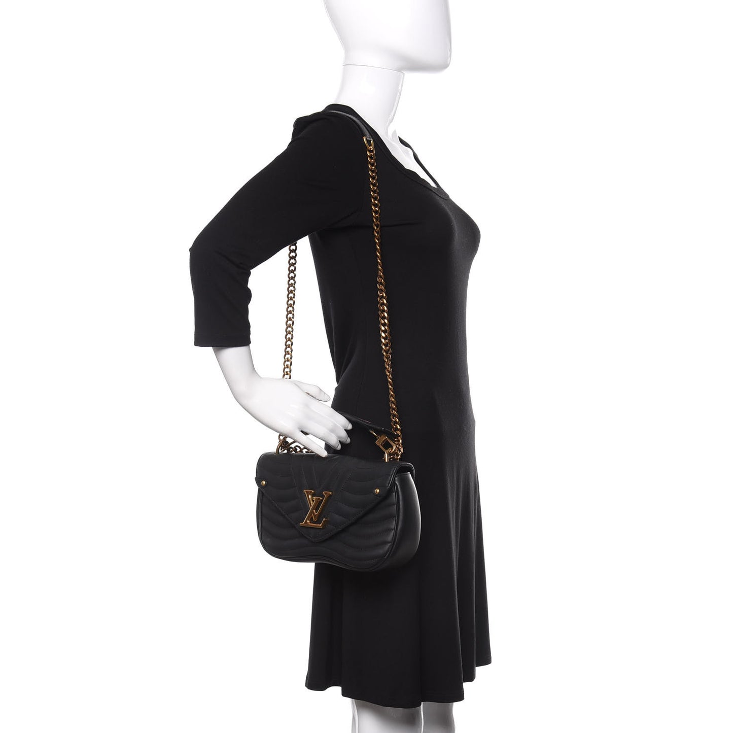 Calfskin New Wave Chain MM Black