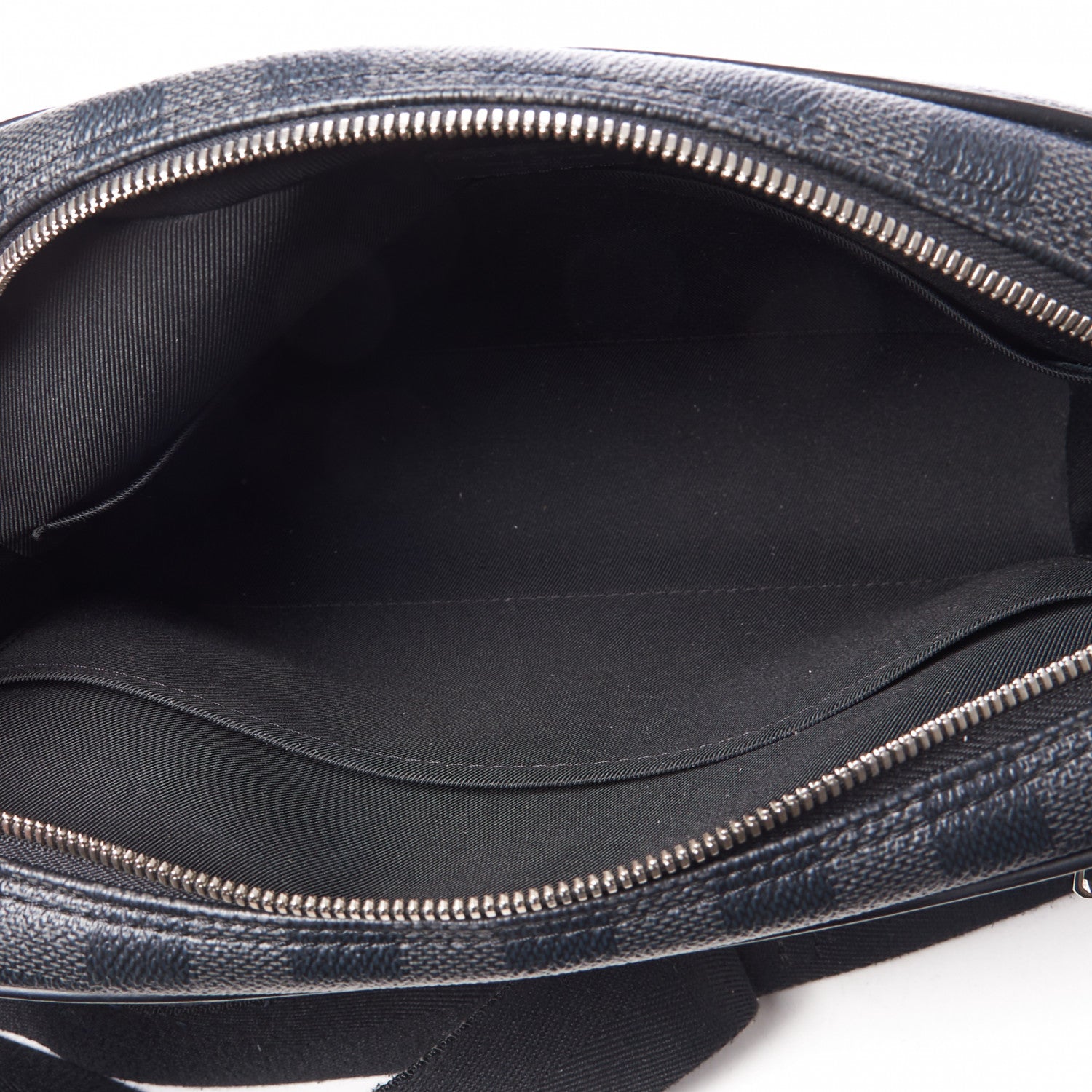 Louis Vuitton Damier Graphite Dayton Reporter PM 6 of 7