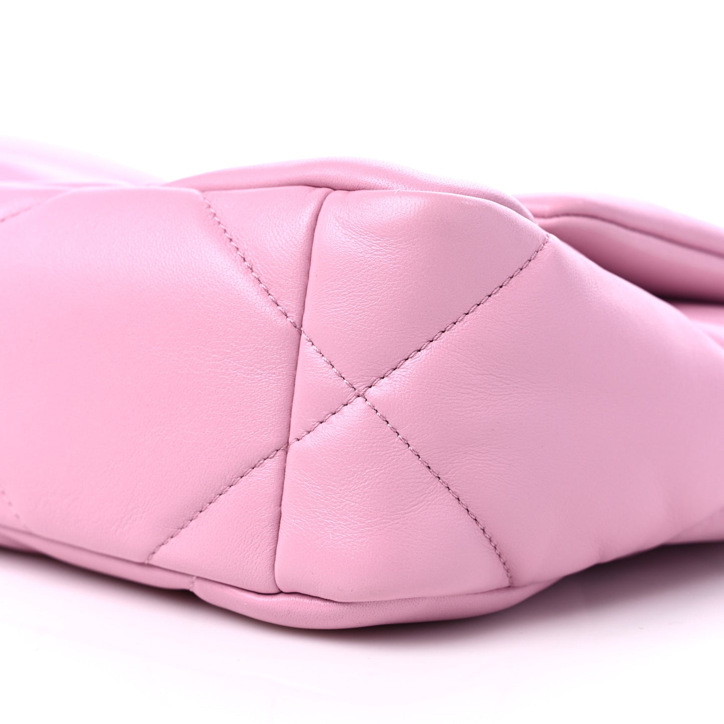 Lambskin Quilted Medium Chanel 19 Flap Pink