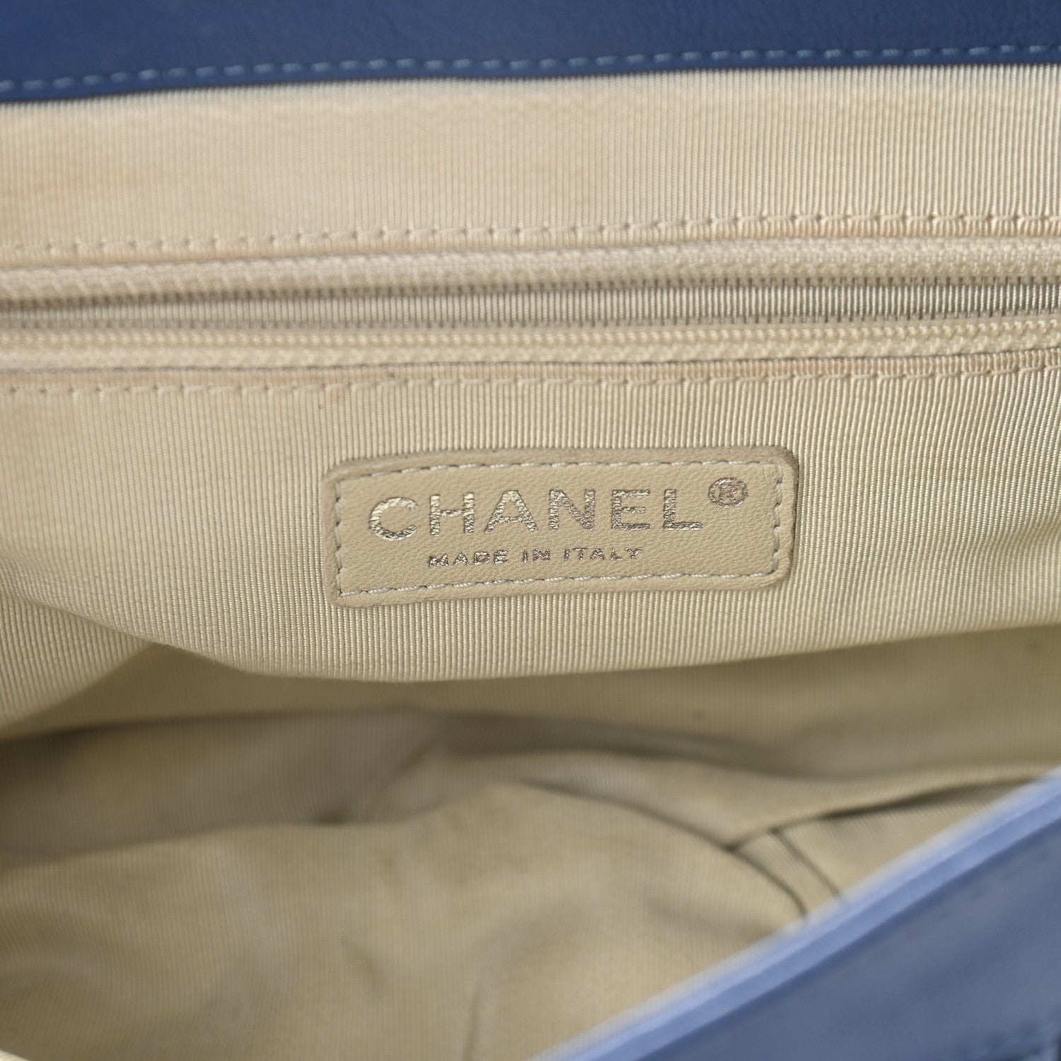 Chanel Washed Lambskin Quilted Medium Chain Around Messenger Blue 5 of 8