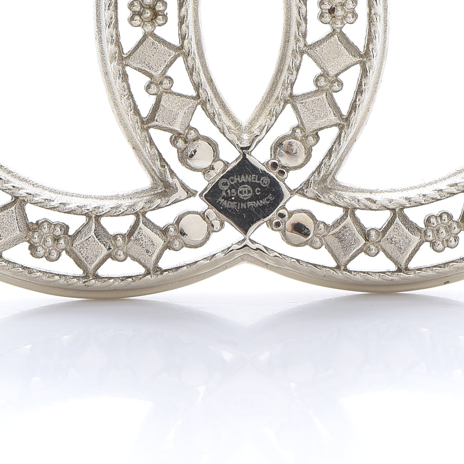 Chanel CC Brooch Gold 4 of 5