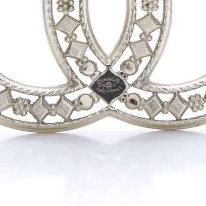 Chanel CC Brooch Gold 4 of 5